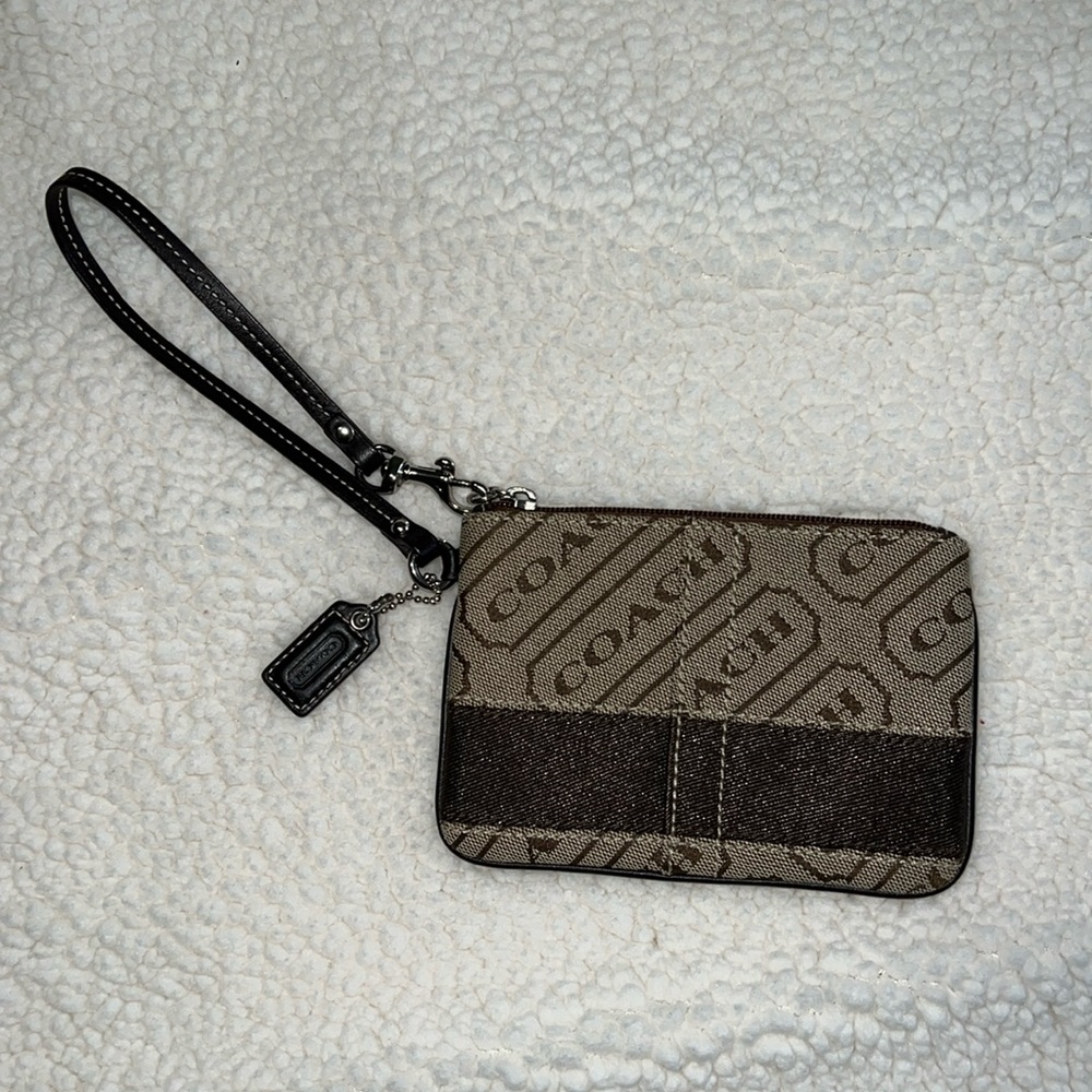 Coach Wristlet / Wallet